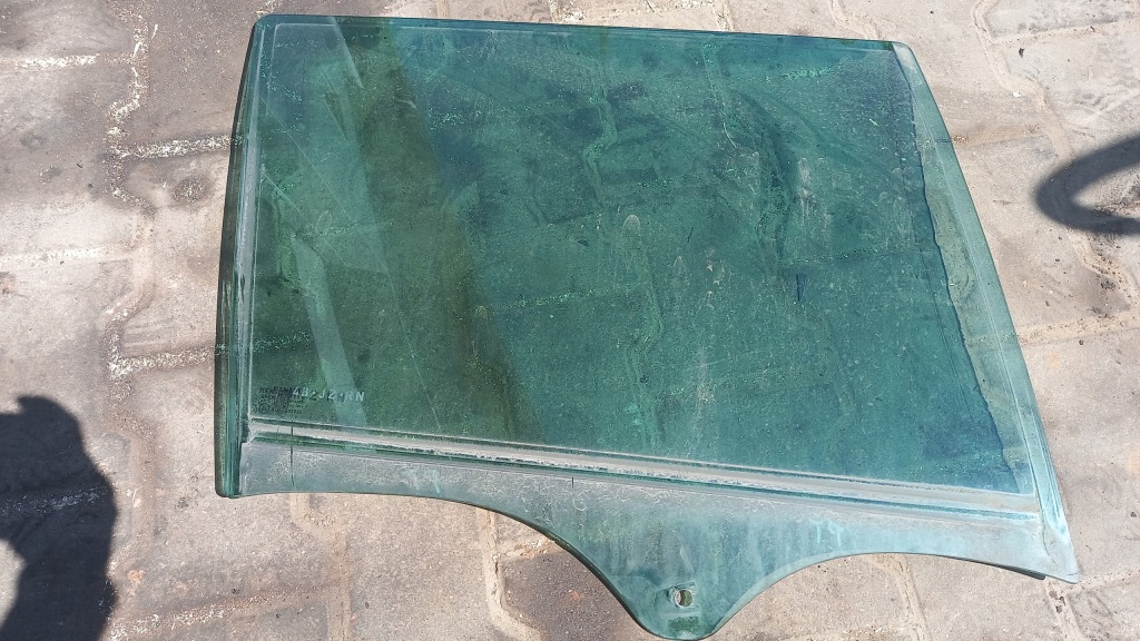 фото №2, Скло правий задня renault laguna 02r kombi