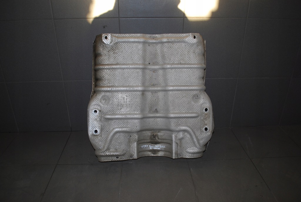 фото №1, Захист теплова mercedes benz 3.2 cdi a2516820071