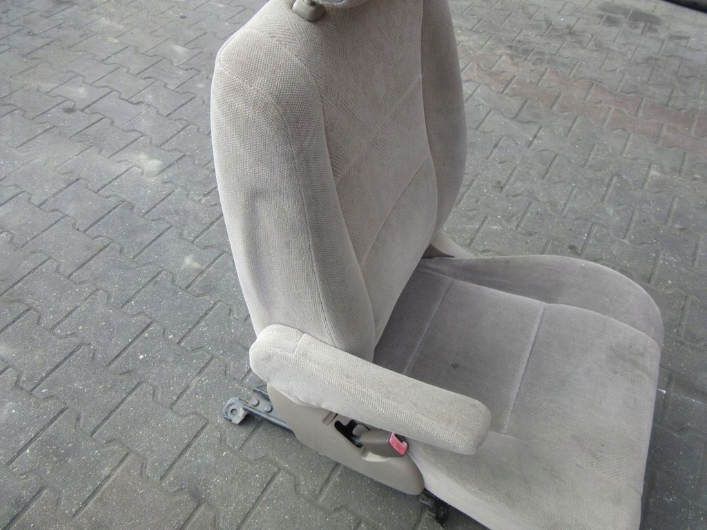 фото №5, Toyota sequoia 2001 сидіння лівий правий перед
