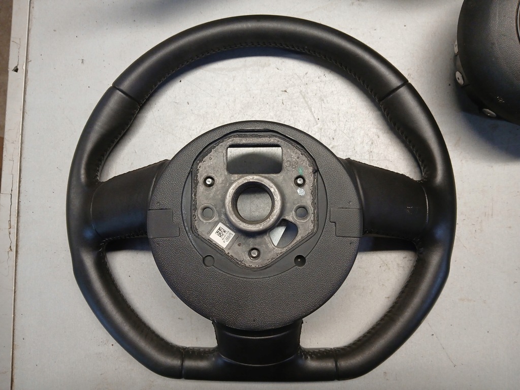 фото №8, Воздуховод кожа срезанная audi tt 8j a3 8p lift s-line 8j0419091 bez подушки безопасности