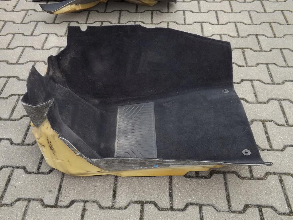 фото №8, Mercedes c klasa w203 sedan коврик обшивка перед задняя комплект