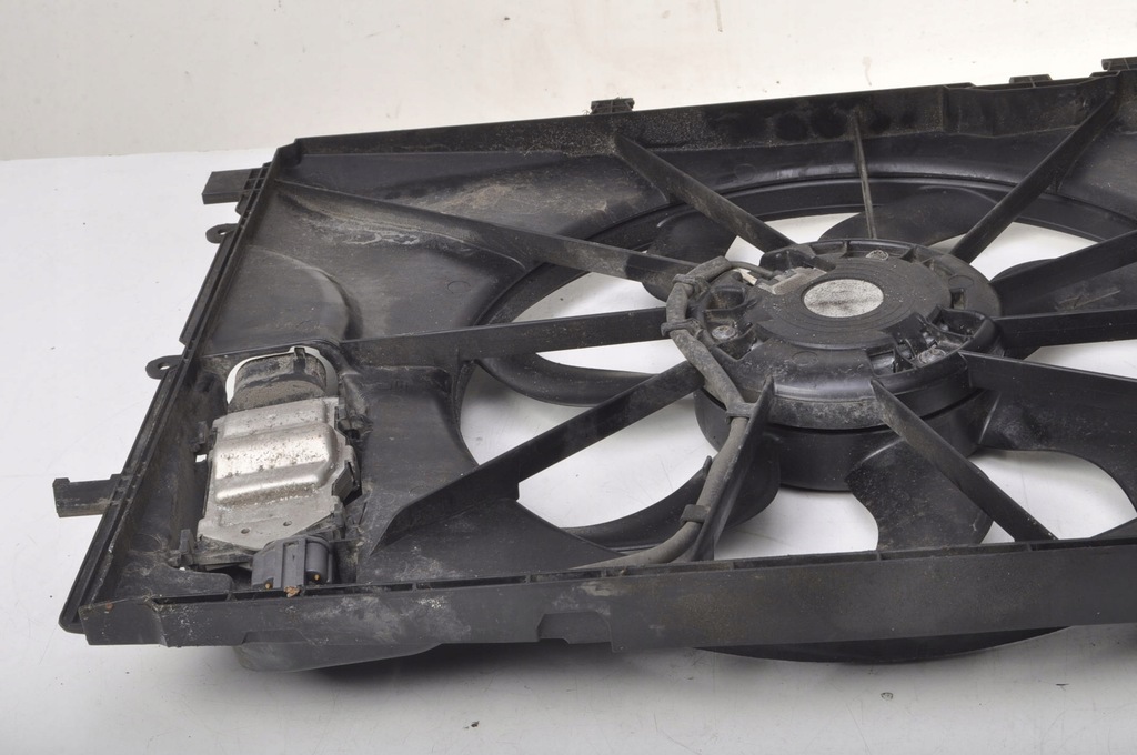 фото №6, Mercedes w176 1.6 вентилятор радиатора a2465000093