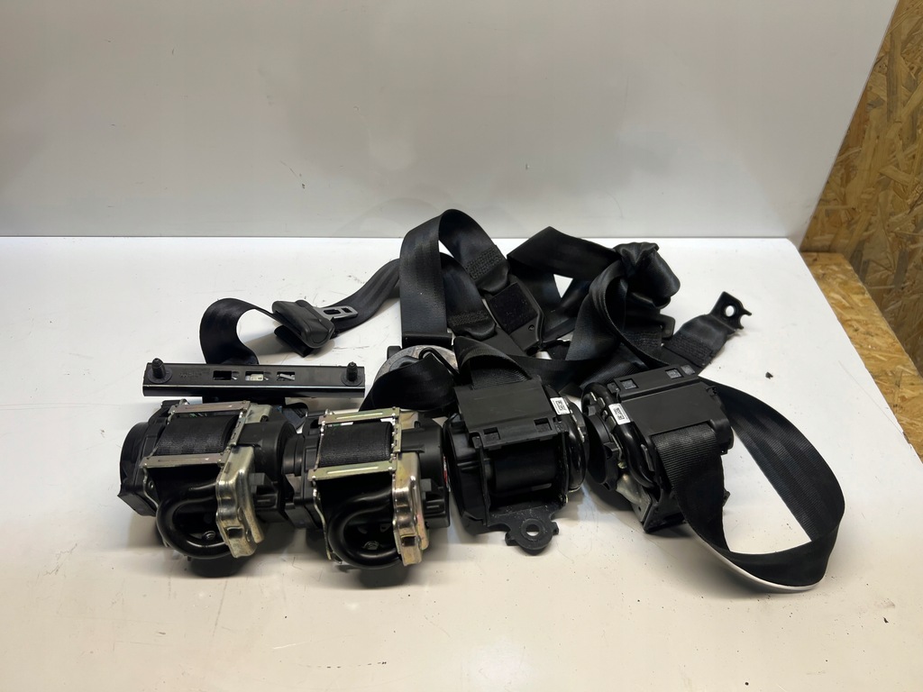 фото №1, Ремені безпеки renault megane iv 4 перед задня комплект