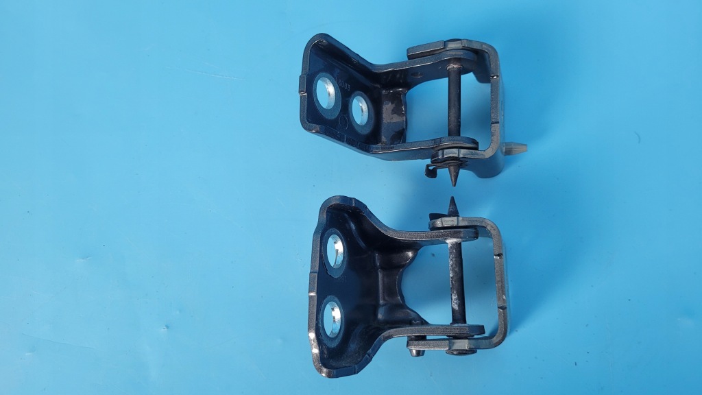 Opel astra l vi 23r петли дверь левый задний  комплект Цена