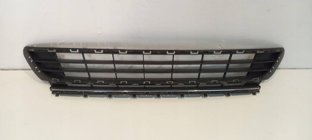 фото №1, Volkswagen оригинальный номер 5g0853677a решётка бампера передний