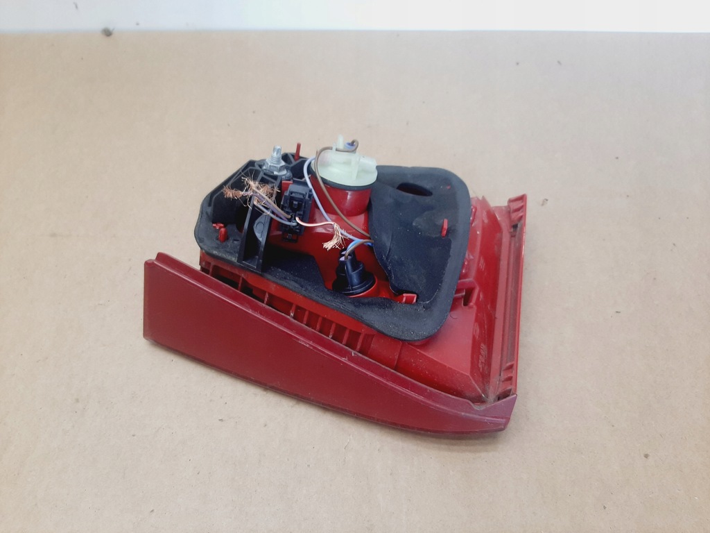 фото №6, Лампа ліва задня w кришка audi a3 8p cabrio 8p0945093