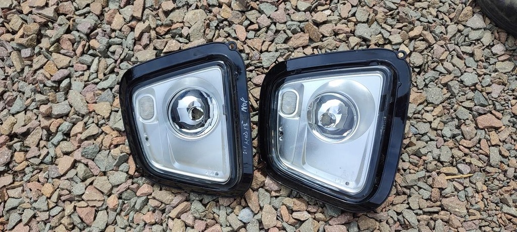 фото №1, Противотуманная фара правый верхний led volvo fh4 дальний свет