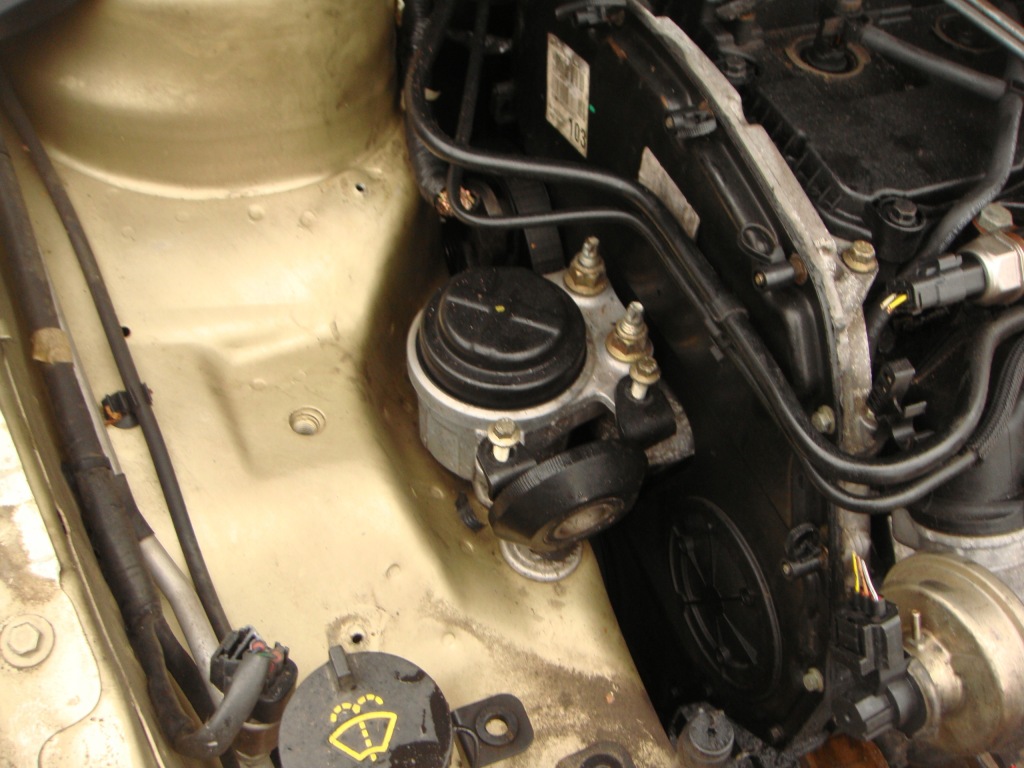 фото №1, Кронштейн двигателя масляная ford mondeo mk3 orginal 01-06