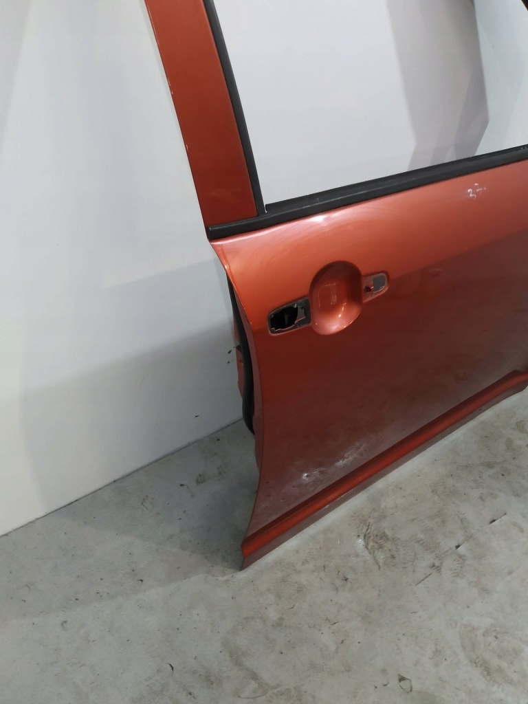 Дверь правое  передок  mk6 suzuki swift iv 2004-2010 Доставка