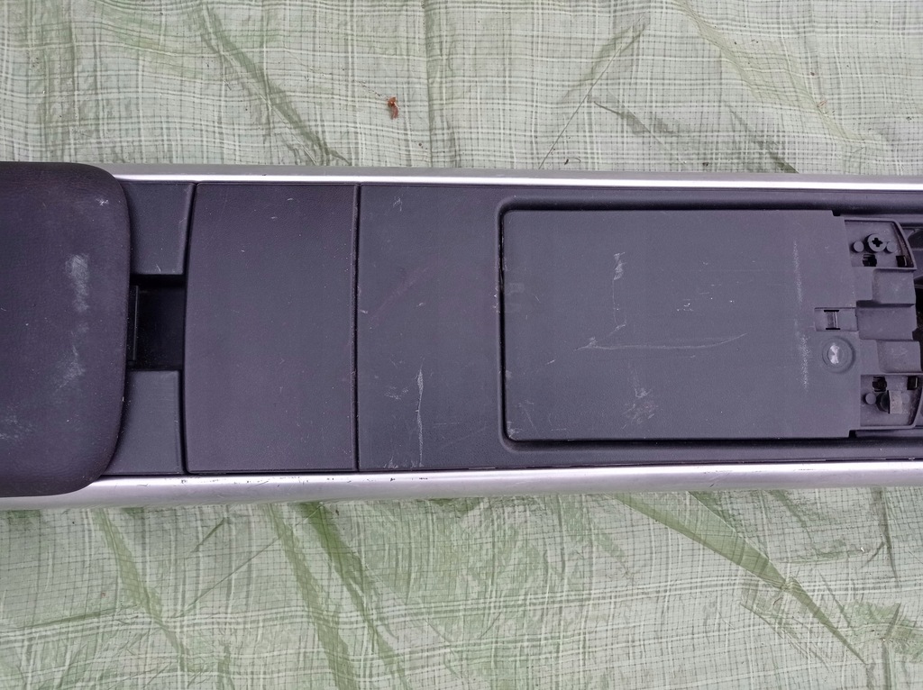 фото №6, Подлокотник туннель средний mazda rx8 rx-8