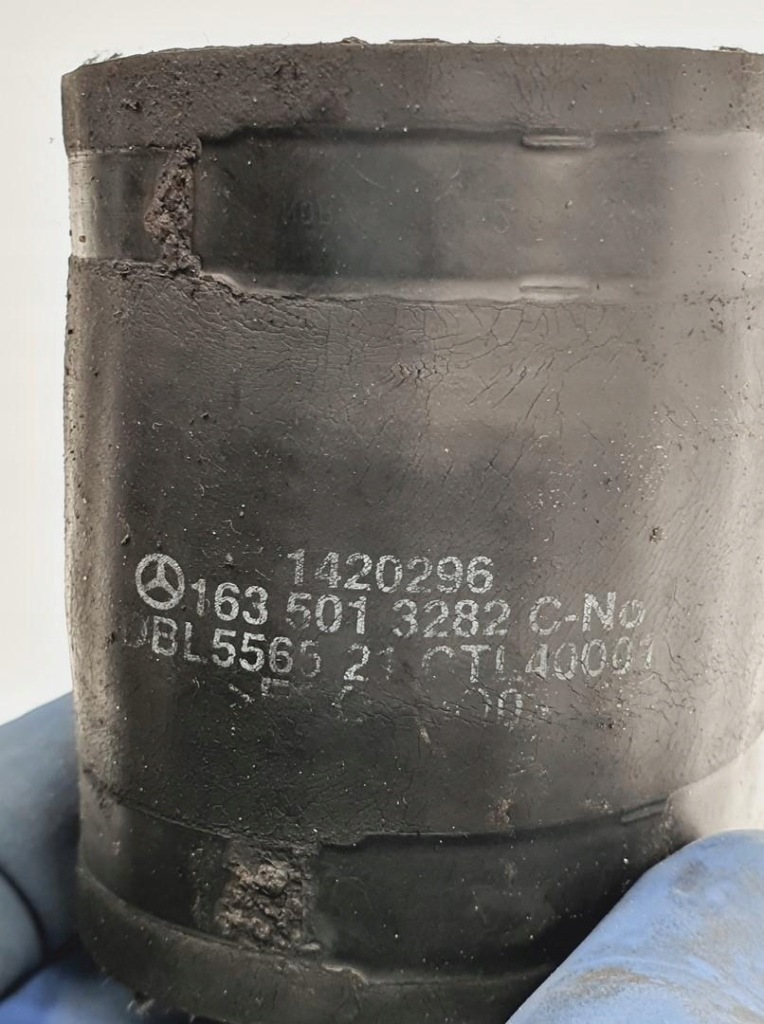 Патрубок труба води mercedes ml w163 1635013282 Доставка