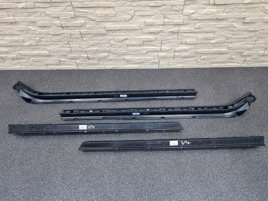 фото №1, Bentley flying spur кронштейн накладка поріг поріг