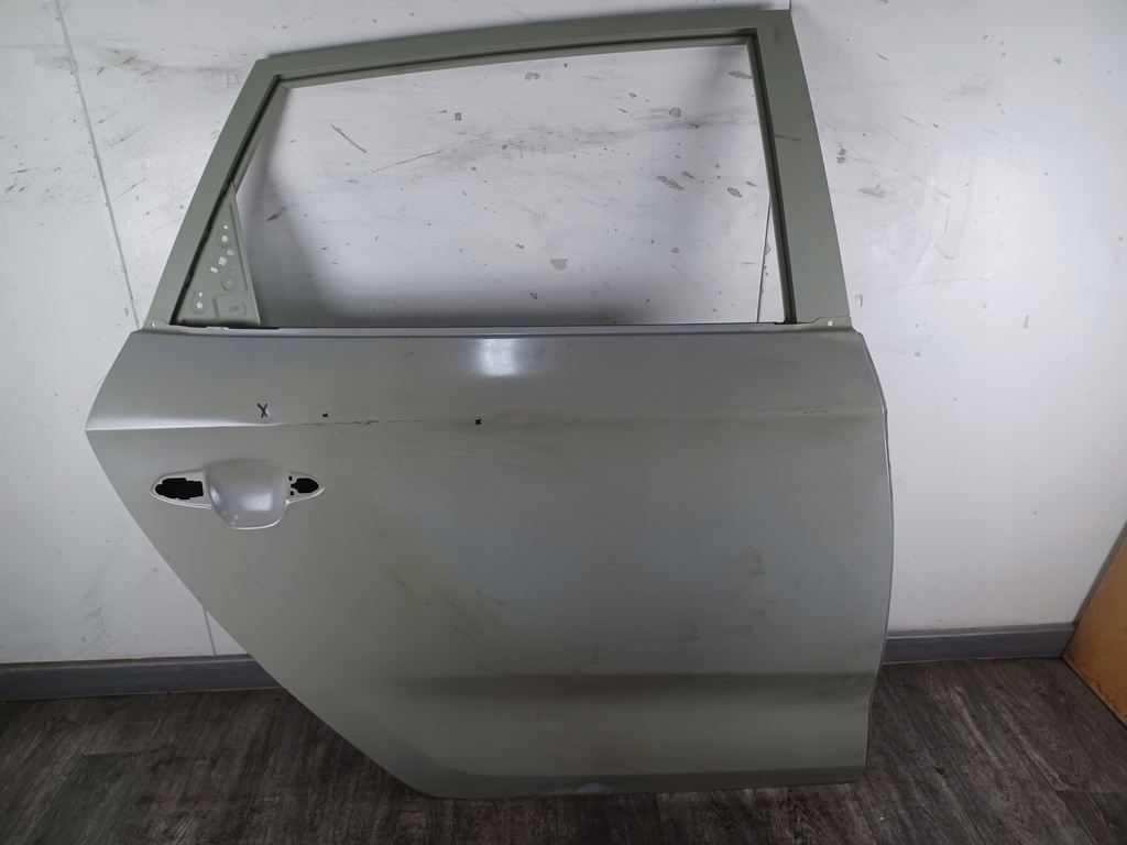 фото №1, Дверь --- kia carens-- задние правое --- сервисные оригинальные