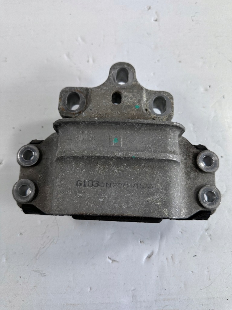 фото №1, Q3 8u lift подушка коробки передач 1.4 8u0199555k