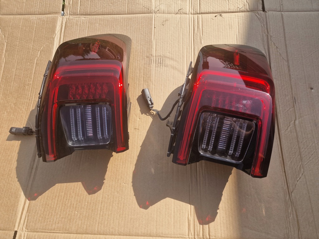 фото №8, Volvo polestar 2 ii ліва лампа задня задня led 31108940