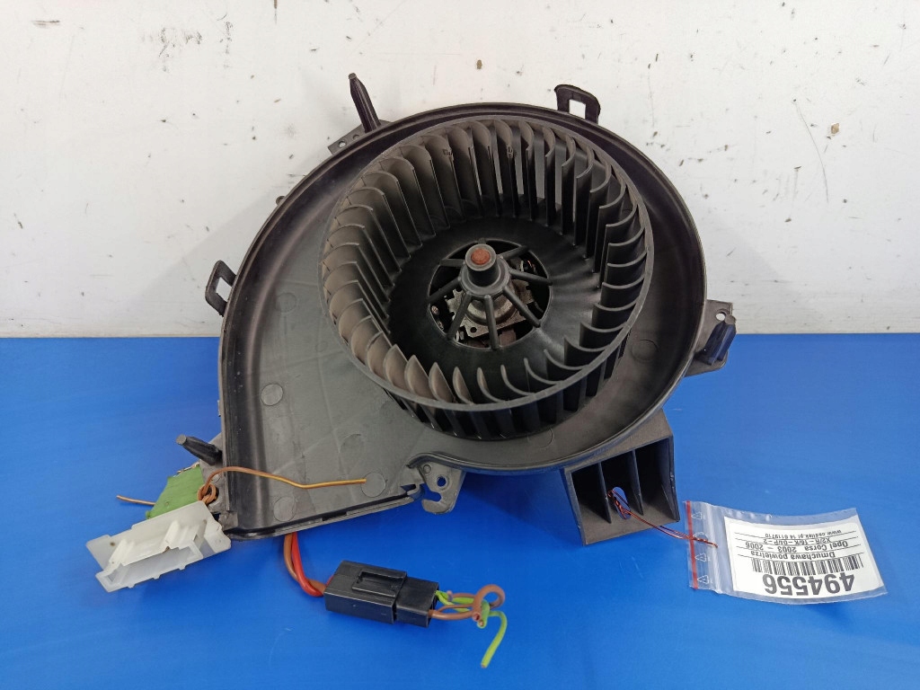 фото №1, Opel corsa c lift воздуходувка воздуха valeo 006453t +резистор