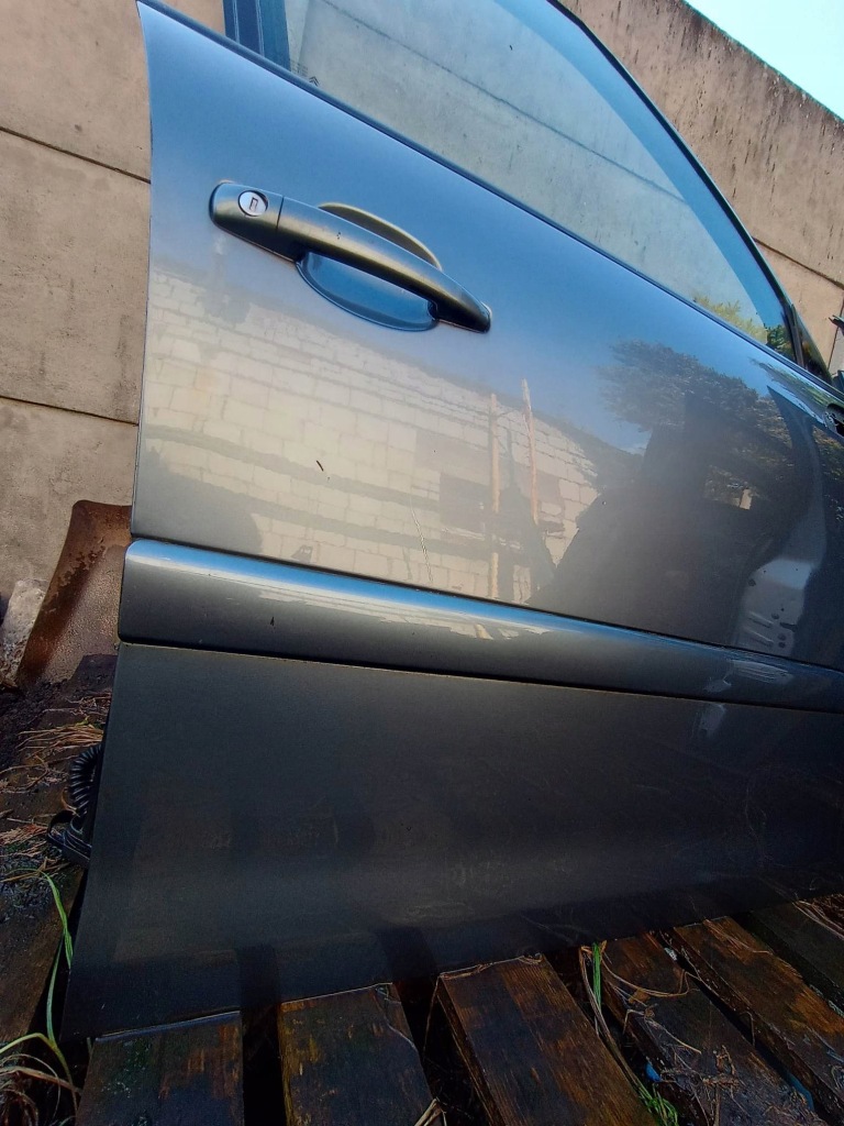 Двері праве передні перед citroen c4 picasso 1 grand в Україні