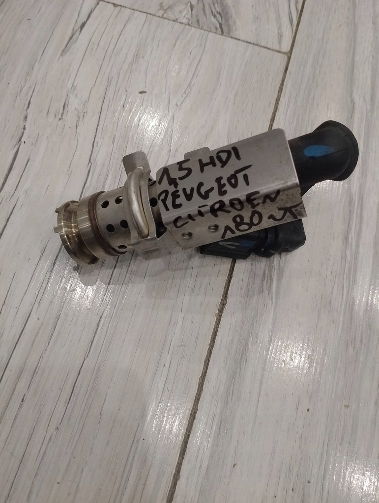 фото №15, Citroen оригинальный номер 9813930180 форсунка adblue 9813930180