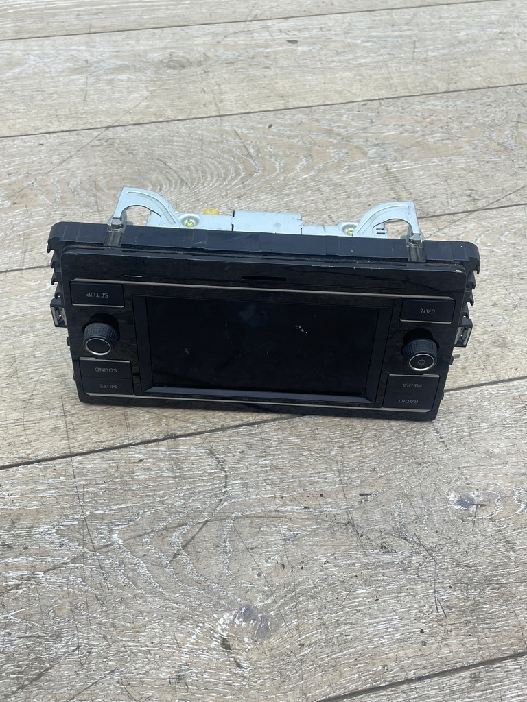 фото №1, Радио заводской оригинал 17a035867 vw t-roc 18r