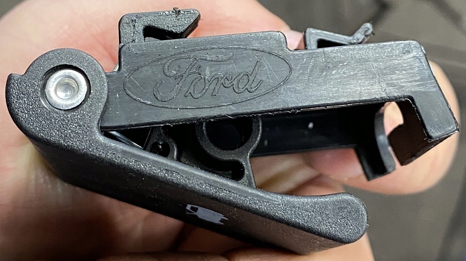 фото №2, Ford ecosport ii st-line lift 18 r ручка открывания капот перед