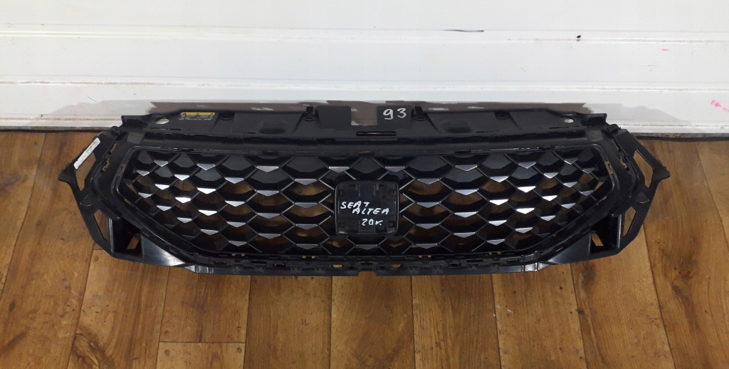 Купить Seat ateca 2020- рестайлинг  решётка  решётка радиатора решётка радиатора