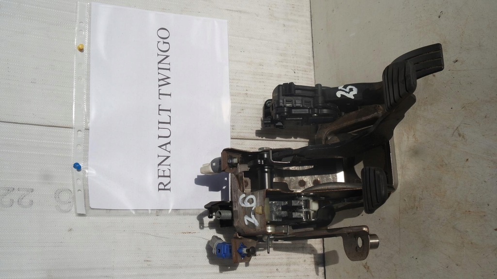 фото №1, Педаль педали renault twingo ii 8200426238