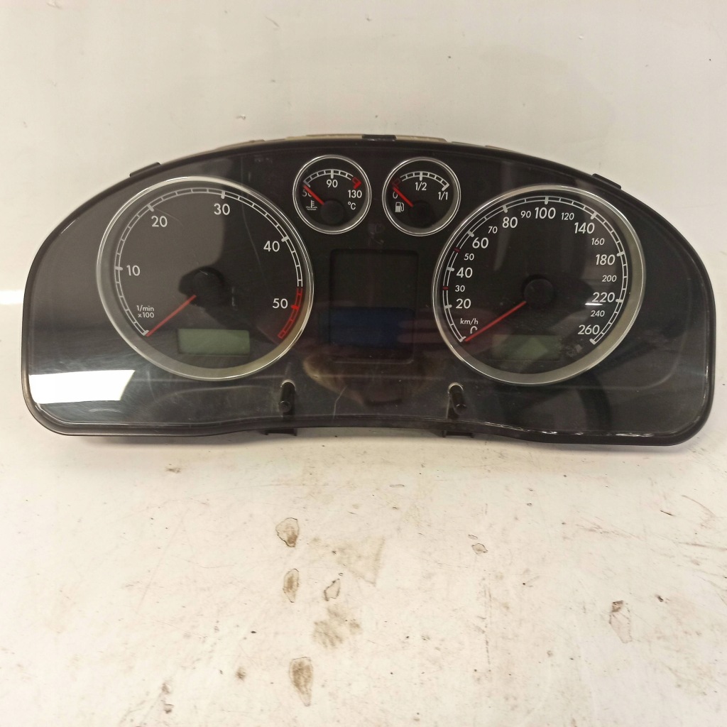 Купить Volkswagen passat b5 рестайлинг  панель приборы 3b0920826a