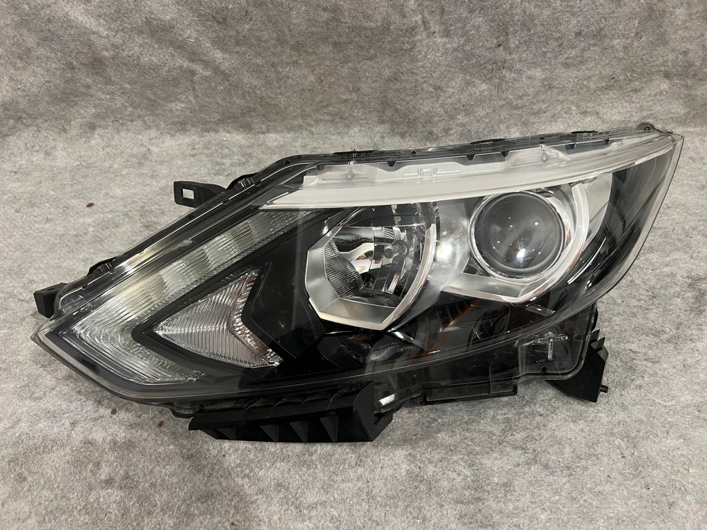 фото №1, Nissan qashqai j11 левая лампа обычная + led