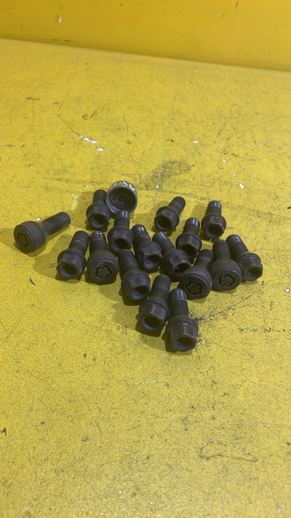 фото №1, Mini clubman r55 - защита болты kół