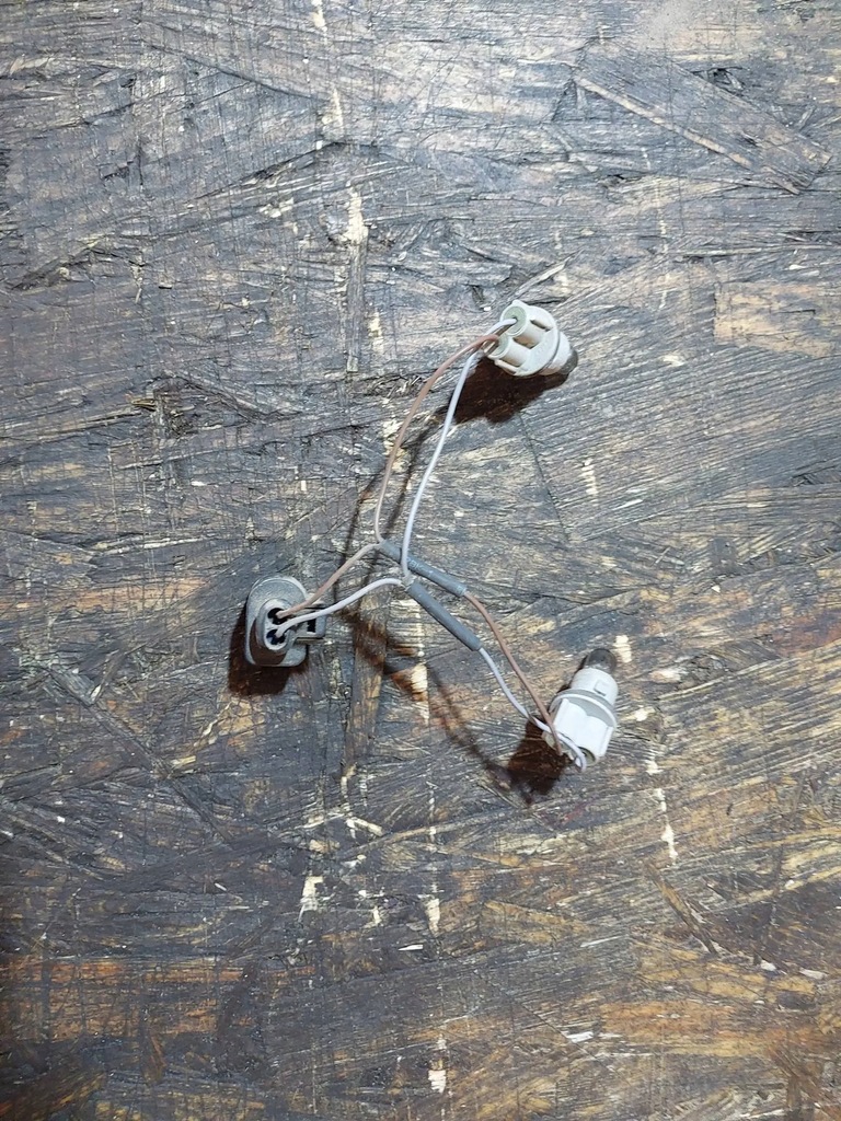 фото №10, Вкладиш лампи лівий лівий задня задній skoda roomster 1j0973722