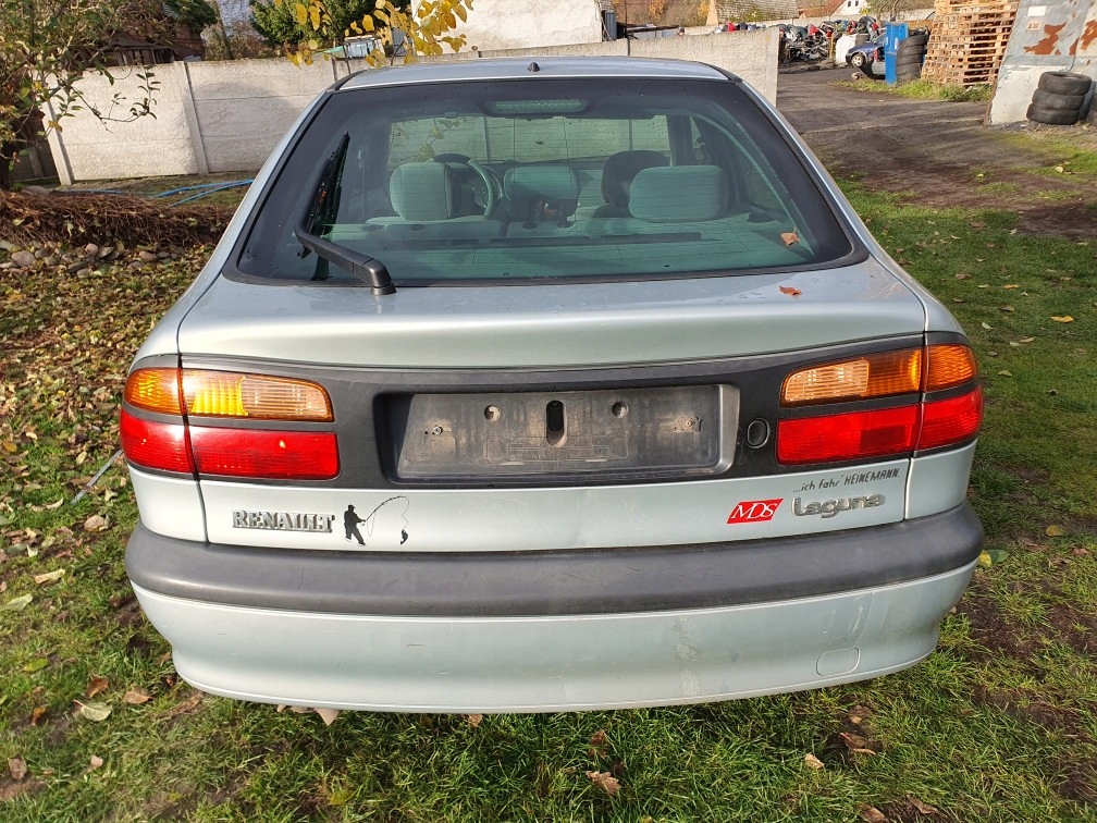 Приводной вал правая длинная renault laguna 1 98-01r1 1.6 16v бензин Киев