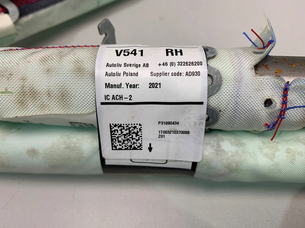 фото №5, Volvo s90 2016- шторка безопасности правая оригинал idealna 31690434