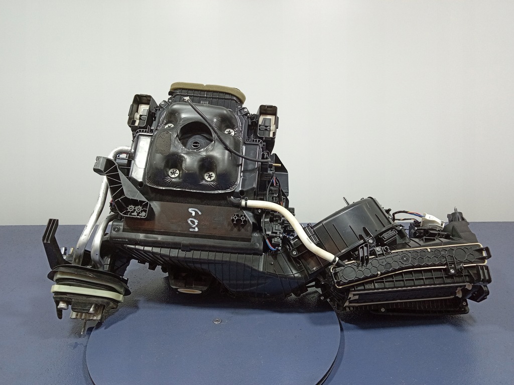 фото №8, Bmw x3 g01 g02 f97 f98 отопитель корпус eu