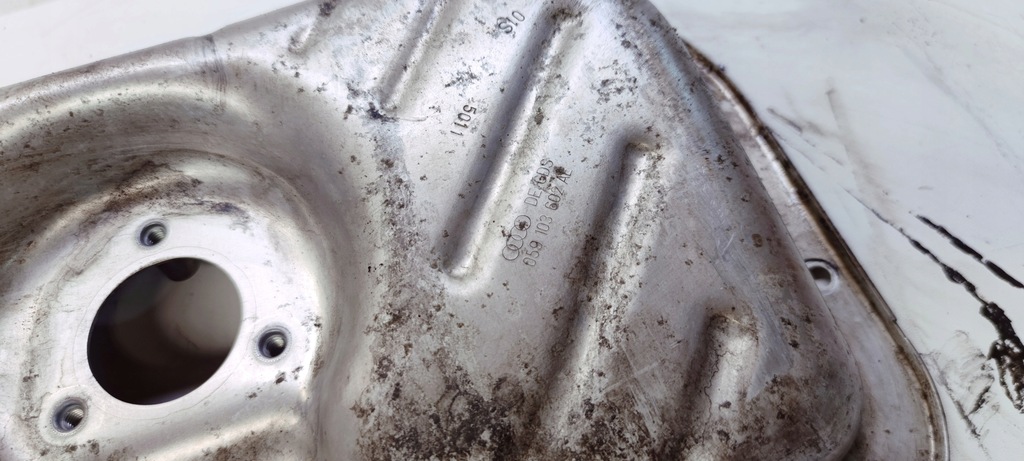 фото №4, Поддон масляная audi a6 a7 a8 3.0 tdi 059103602ae