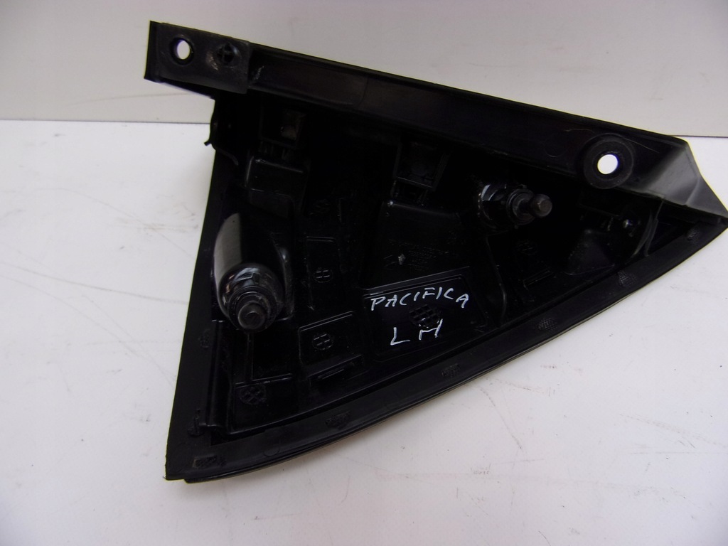фото №5, Chrysler pacifica 16-trójkąt крыла левый задняя 68227309ac