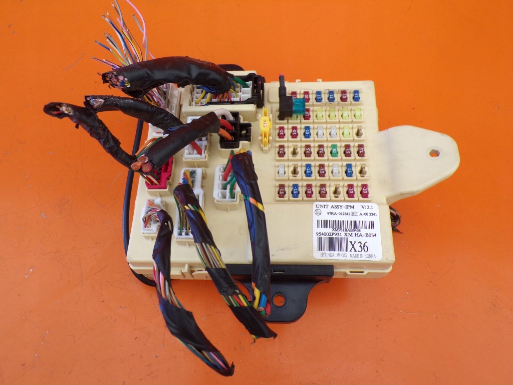 фото №1, Коробка запобіжників bsi 954002p931 sorento 11r