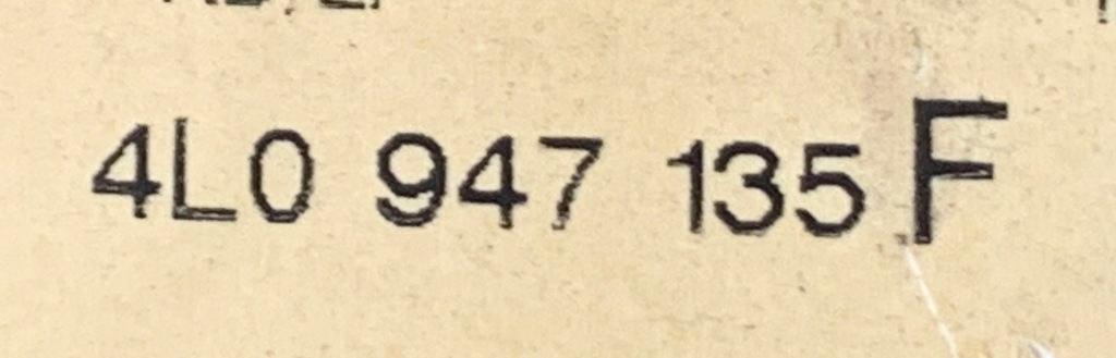 фото №6, Освещение кабины перед audi q7 4l 4l0947135f