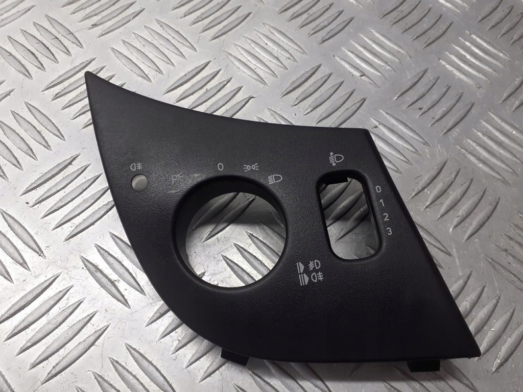 Купити Корпус захист вимикача світла mercedes w168 a1685450191