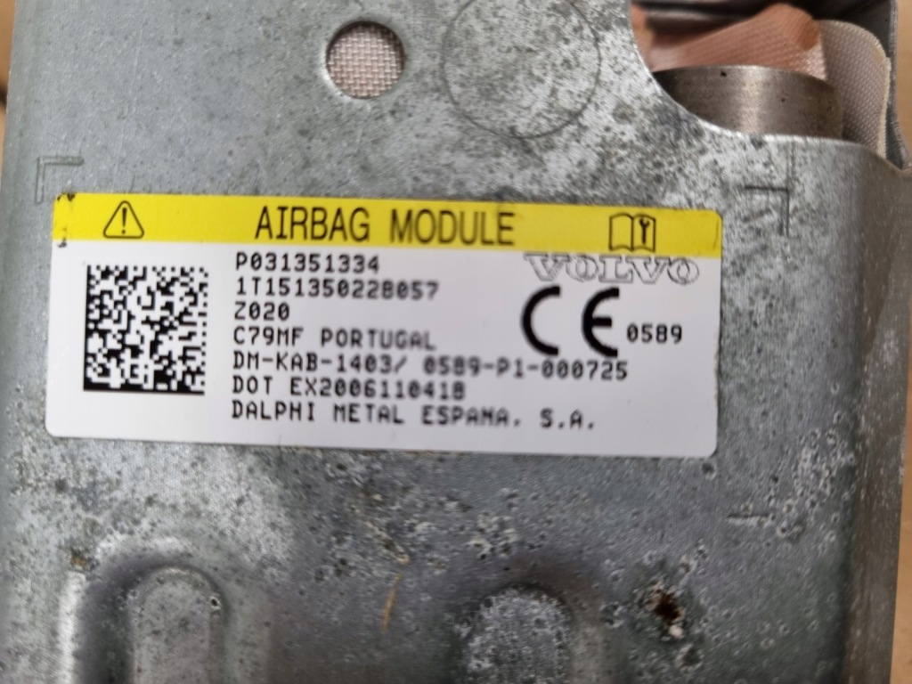 Volvo xc90 2 приборная панель панель  оригинал ремни подушка безопасности водитель пассажир коленный Оригинал