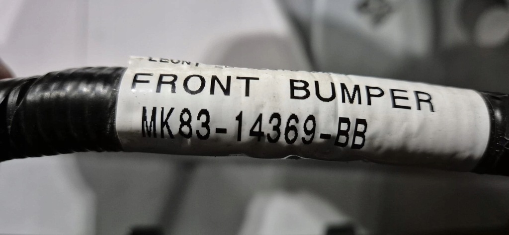 фото №15, Оригинальный бампер передний kompletny jaguar f-pace x761 lift my21 2021-