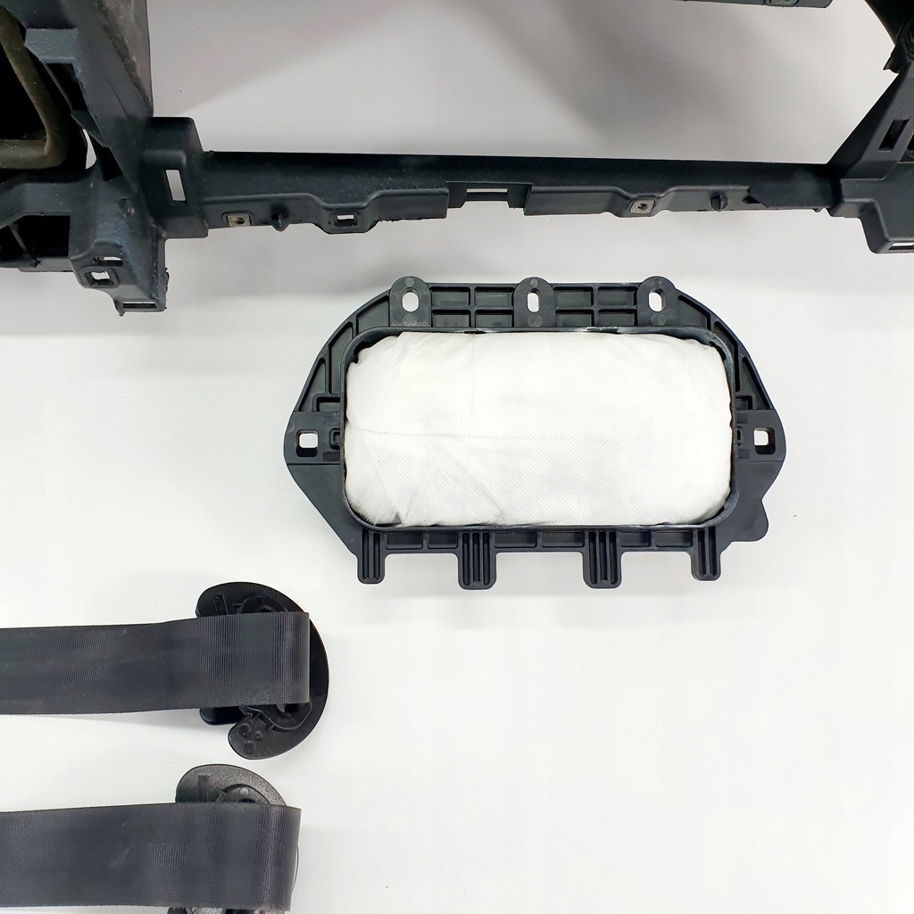 фото №7, Traveller приборная панель консоль подушки безопасности ремни подушка безопасности