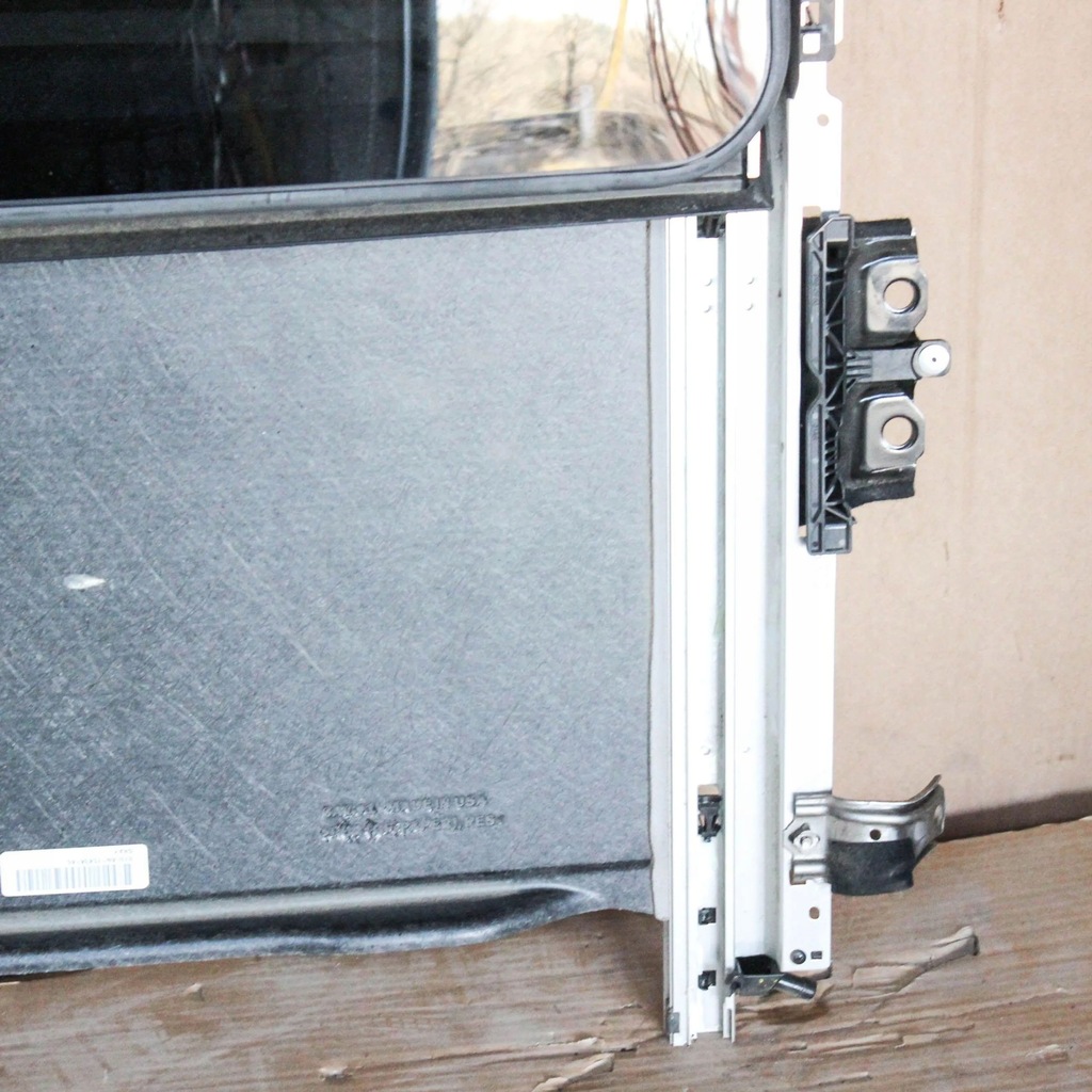 фото №11, Toyota camry 2018 люк комплект