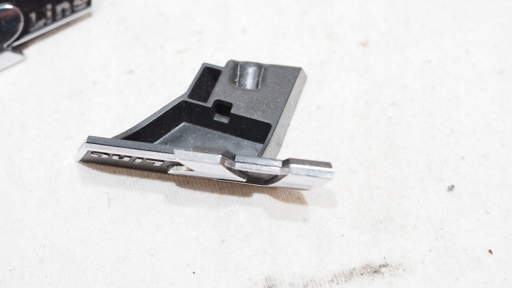 фото №3, Vw golf vii r-line емблема 5g0853957k