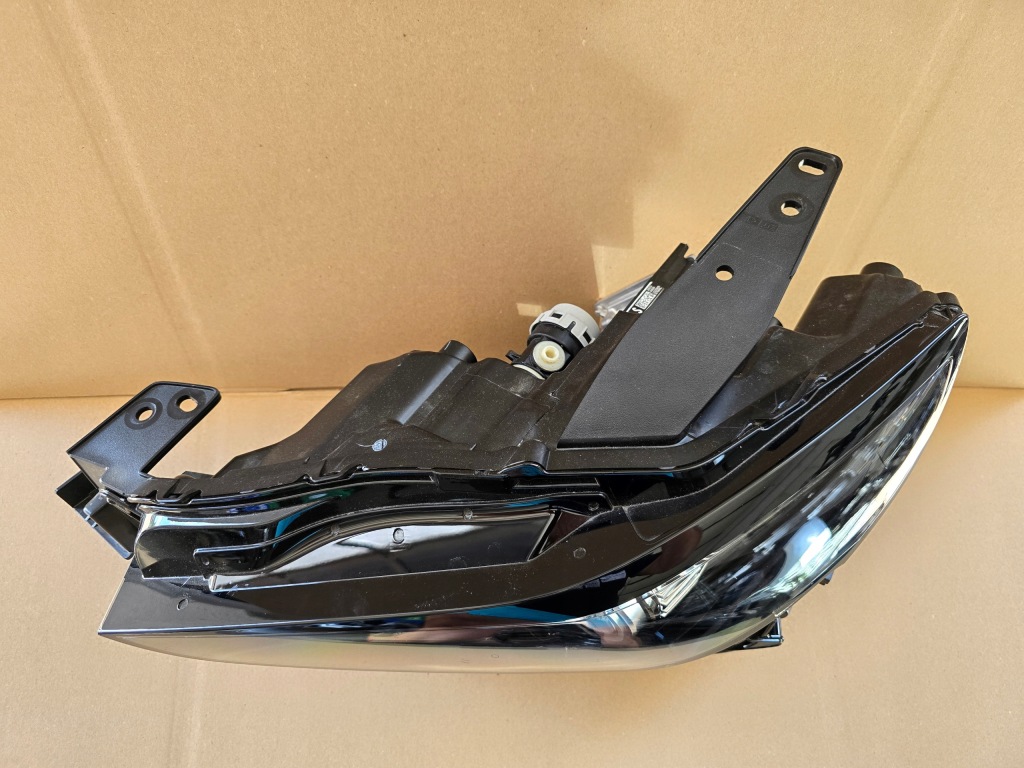 Mazda cx30 cx-30 фара ліва led dfr7-51040 Ціна