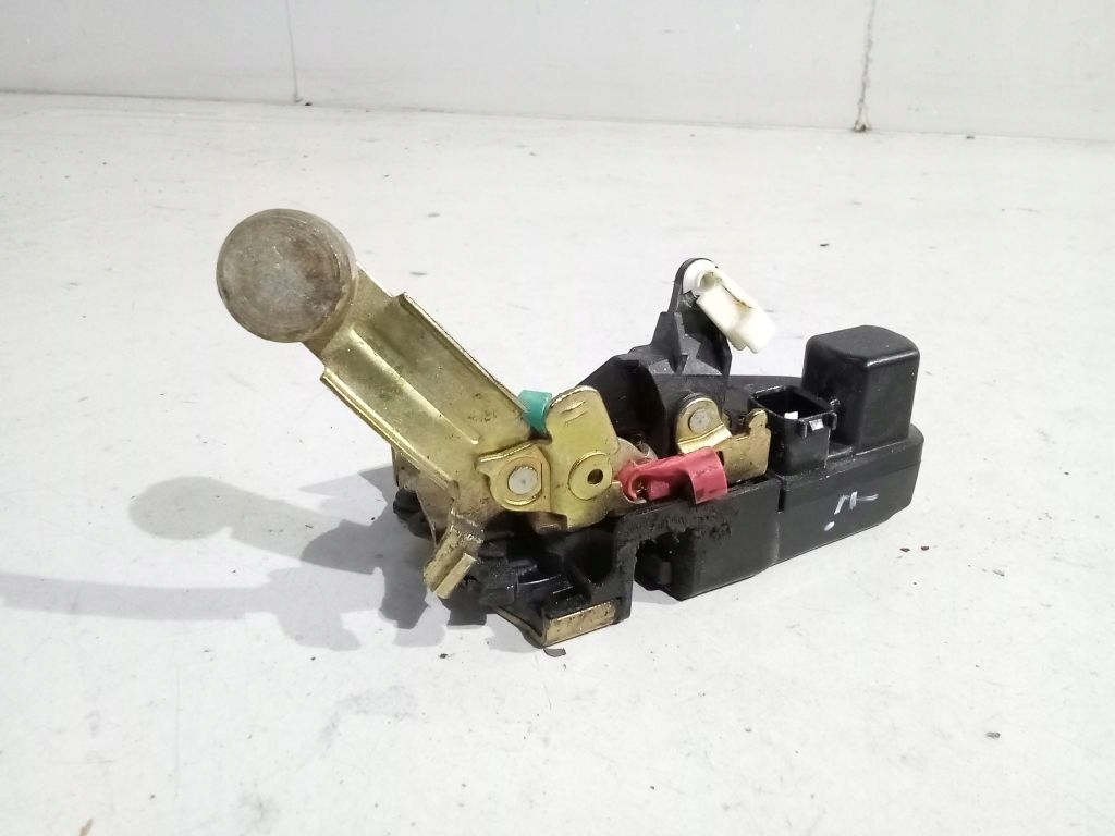 фото №1, Jeep cherokee iii замок правий перед