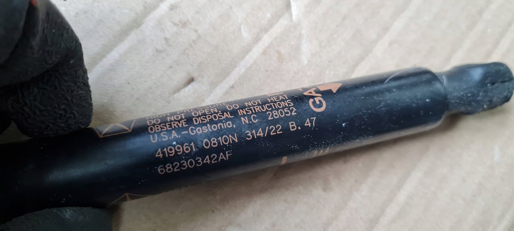 фото №14, Chrysler pacifica 2022 амортизатор привод крышки багажника задняя 68230342af