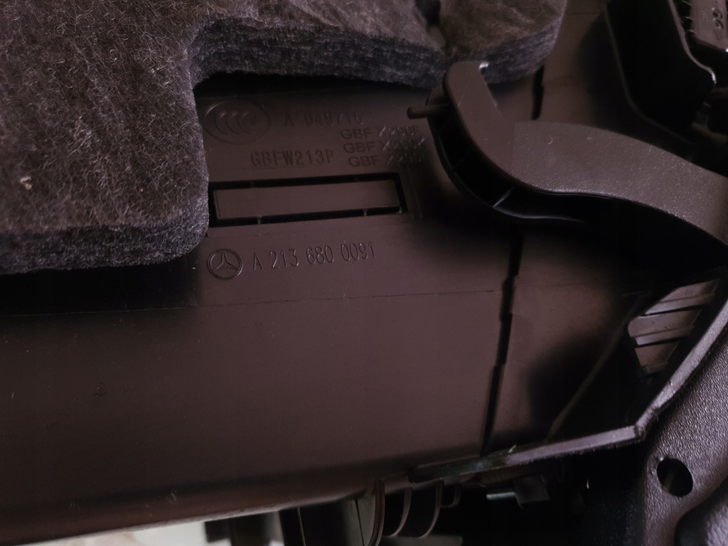 фото №5, Бардачок пасажира бардачок mercedes w238 a2136800091 e w213