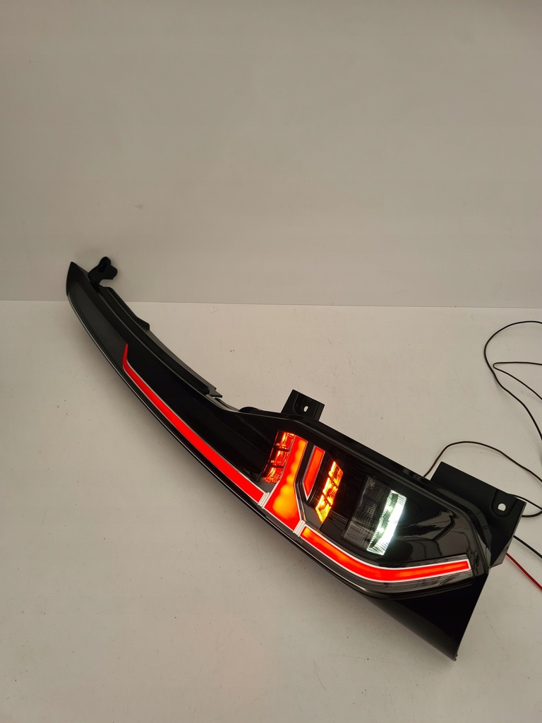 фото №1, Лампа задняя левая led vw caddy v 2k7 2k7945207e