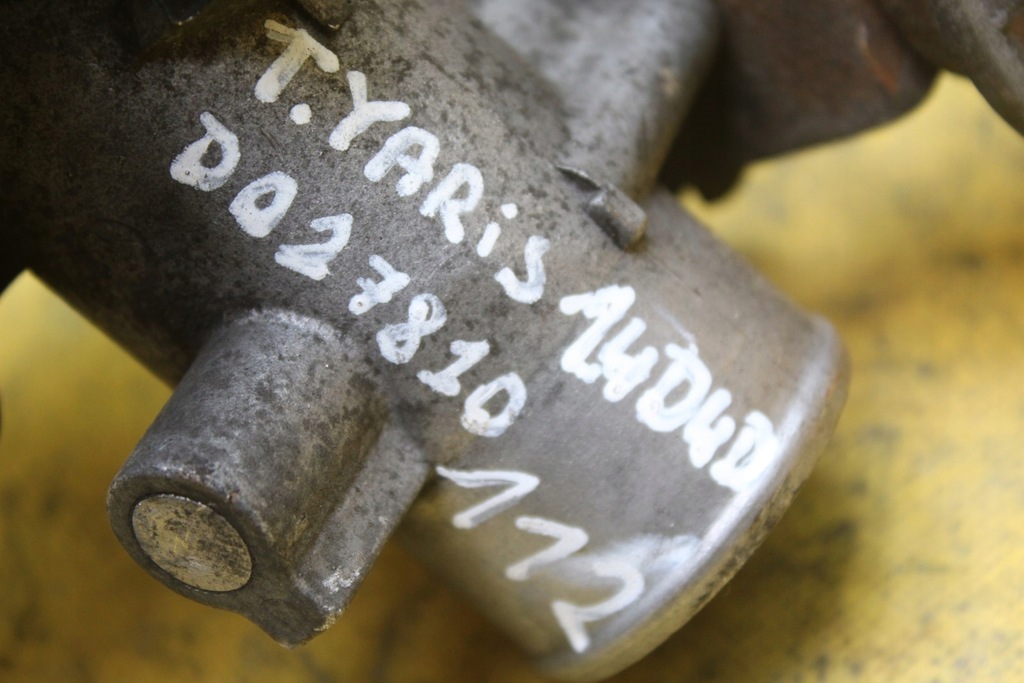 фото №11, Клапан актуатор турбины egr toyota yaris 1.4 d4d