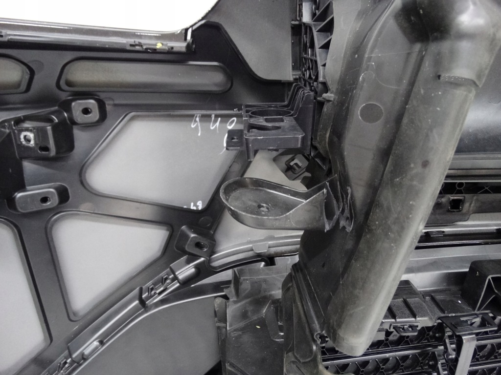 Bmw x1 u11 2022+ бампер передний оригинальный жалюзи решётки радиатора 8601652 Недорого